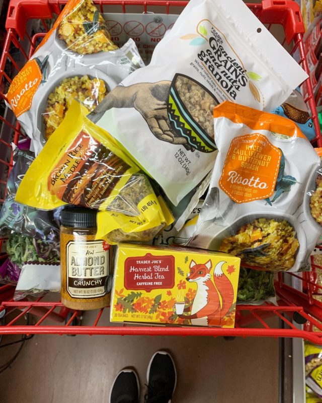 Trader Joe’s run! 🛒 This time I wised up and got two bags of riced cauliflower and butternut squash risotto instead of just one. 🤗 Also snagged my favorite fall tea, their harvest blend. If you’ve never tried it, I highly recommend. It’s decaf and has the most amazing fall flavor that kind of reminds me of apple cider in a way. What has been your favorite TJ’s discovery lately?!